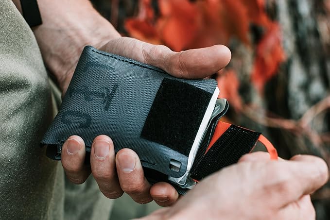 EDC Pocket Trauma Kit (Wolf Grey/Red)
