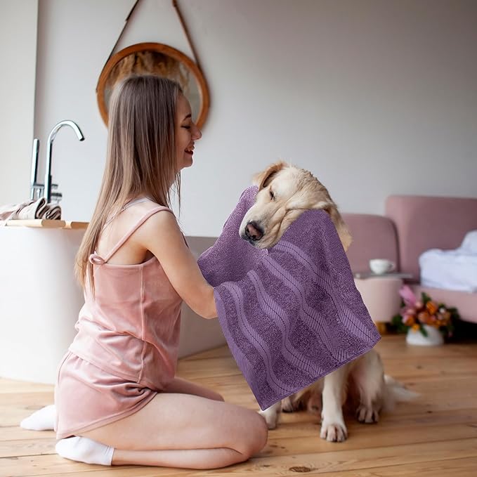 Utopia Towels 4 Pack Premium Extra Large Bath Towels Set, (30 x 60 Inches) 100% Ring Spun Cotton, Lightweight and Highly Absorbent Quick Drying Towels, Perfect for Daily Use (Plum)
