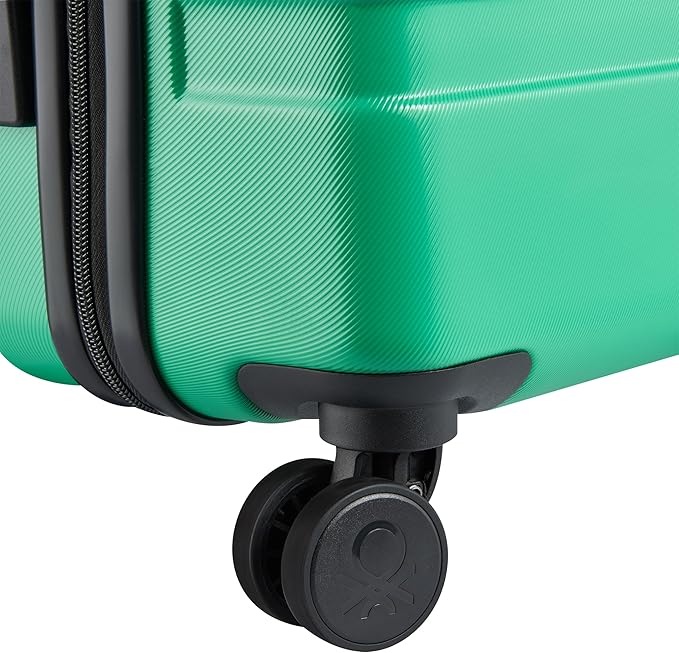 United Colors of Benetton Now! Hardside Luggage with Spinner Wheels, Green, Carry-On 19 Inch