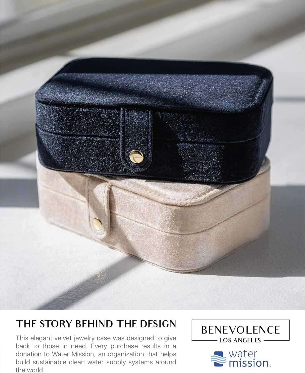 Benevolence LA Plush Velvet Travel Jewelry Storage Box | Earring Organizer with Mirror | Small Case for Women's Accessories | Gift for Mom, Sister, Girlfriend - Ebony