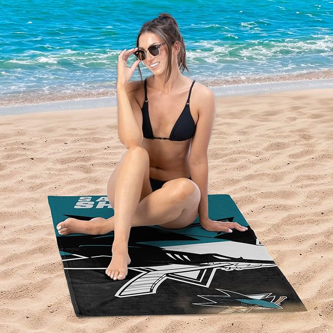 Northwest NHL Unisex-Adult Microfiber Beach Towel