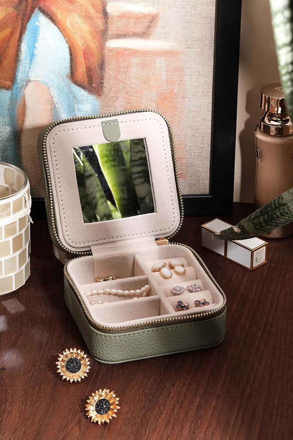 S.Leaf Mini Jewelry Case - Portable Travel Jewelry Box for Women (01 Lychee Sage Green)