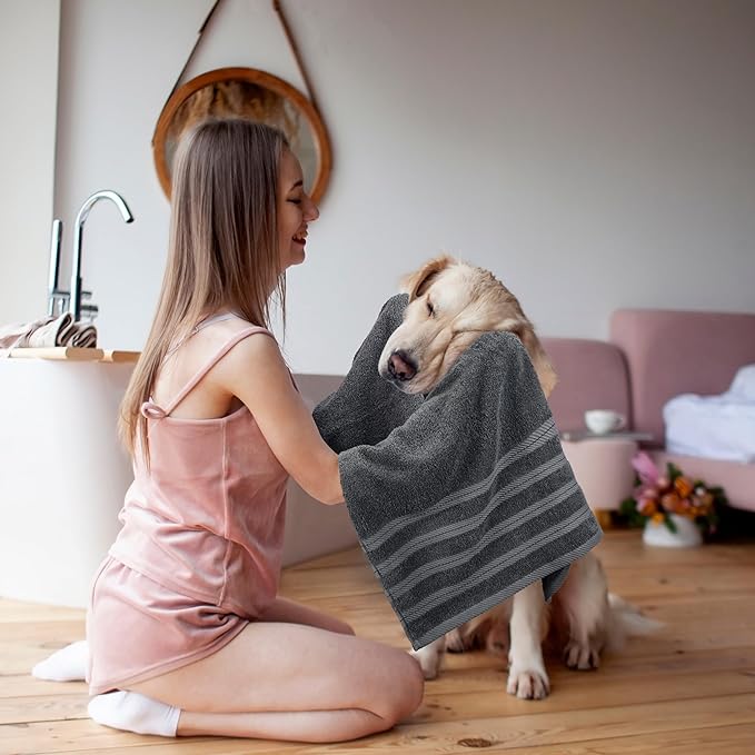 Utopia Towels 4 Pack Premium Extra Large Bath Towels Set, (30 x 60 Inches) 100% Ring Spun Cotton, Lightweight and Highly Absorbent Quick Drying Towels, Perfect for Daily Use (Grey)