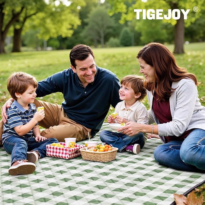 TigeJoy Small Picnic Blanket Waterproof 60x60, 5-Layer Thick Beach Blanket Sandproof, Gingham Picnic Blanket Outdoor Picnic Mat for Beach, Park, Grass, Travel, Hiking, Camping Essentials