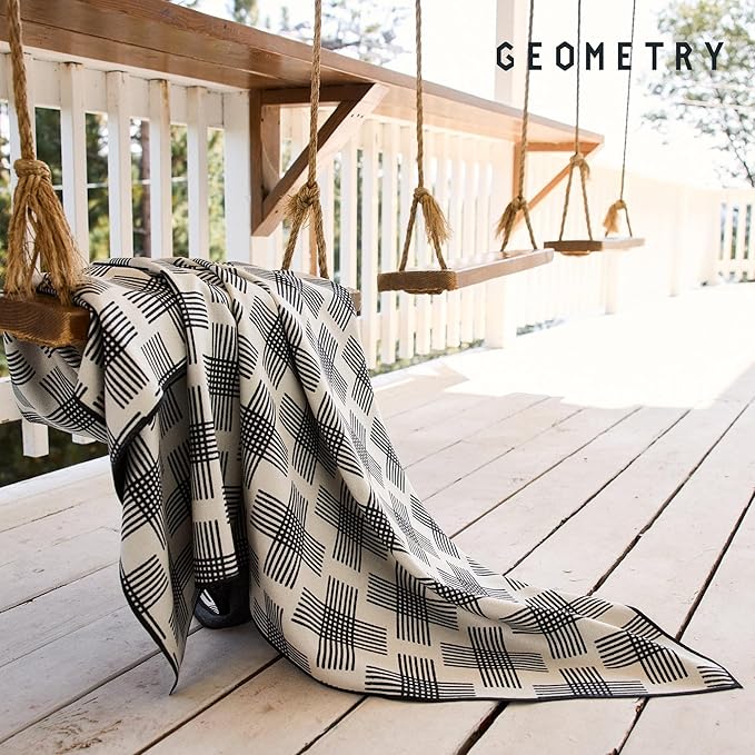 GEOMETRY Micro-Loop Beach Towel – Spring & Summer Collection – Quick-Dry, Sand-Resistant, Ultra-Absorbent Compact Towel for Beach & Travel (Cherry Slush)