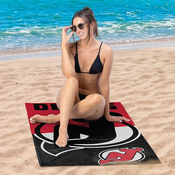 Northwest NHL Unisex-Adult Microfiber Beach Towel