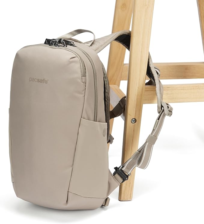 Pacsafe V 12L Tech backpack