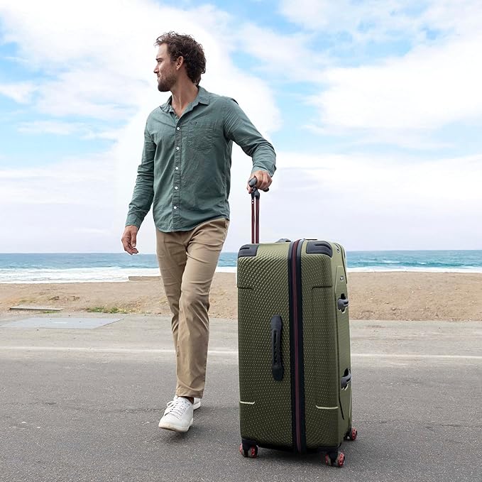 Traveler's Choice Maxporter II Polycarbonate Hardside Trunk with Spinner Wheels, Green, 31-Inch Trunk