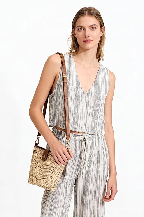Womens Straw Bucket Bag Summer Beach Woven Purse For Women Straw Crossbody Bags For Travel Rattan Handbag 2026