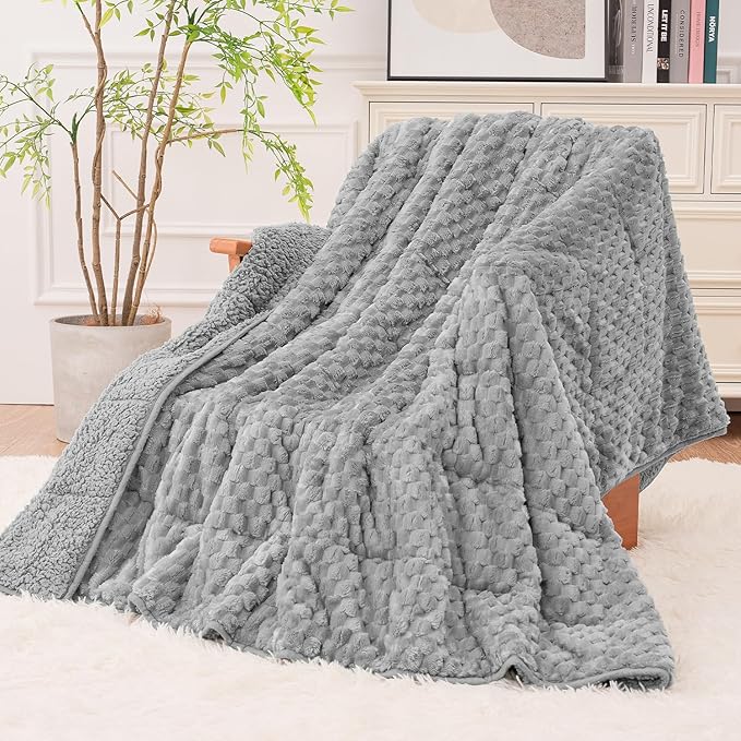 Super Fuzzy Soft Fleece Sherpa Weighted Blanket 15 lbs for Adults, 3D Imitation Turtle Shell Luxury Weighted Throw for Better Sleep, Dual Sided Cozy Heavy Blankets for Couch Bed, Grey, 48" x 72"