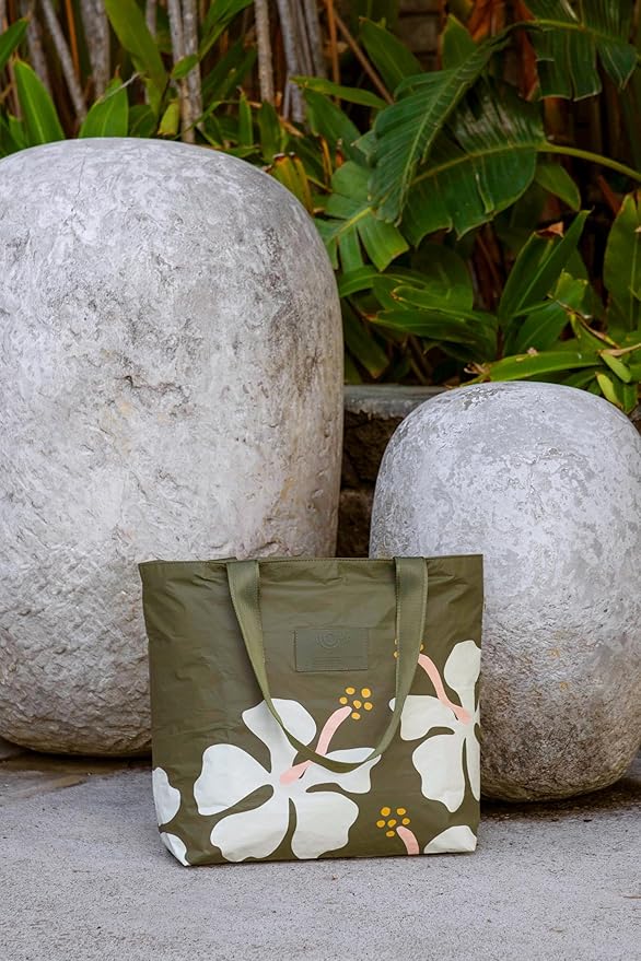 ALOHA Collection Day Tripper Tote | Lightweight, Packable, and Splash-Proof Beach Tote Bag | Easy to Clean