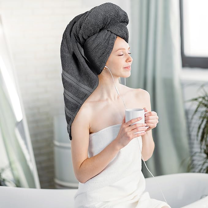 Utopia Towels 4 Pack Premium Extra Large Bath Towels Set, (30 x 60 Inches) 100% Ring Spun Cotton, Lightweight and Highly Absorbent Quick Drying Towels, Perfect for Daily Use (Grey)