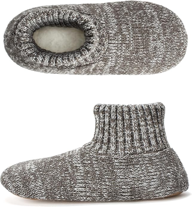Cozylook Men's Slipper Socks with Grips, Fuzzy Indoor Slippers for Men, Soft Warm Winter Socks with Non-slip Soles