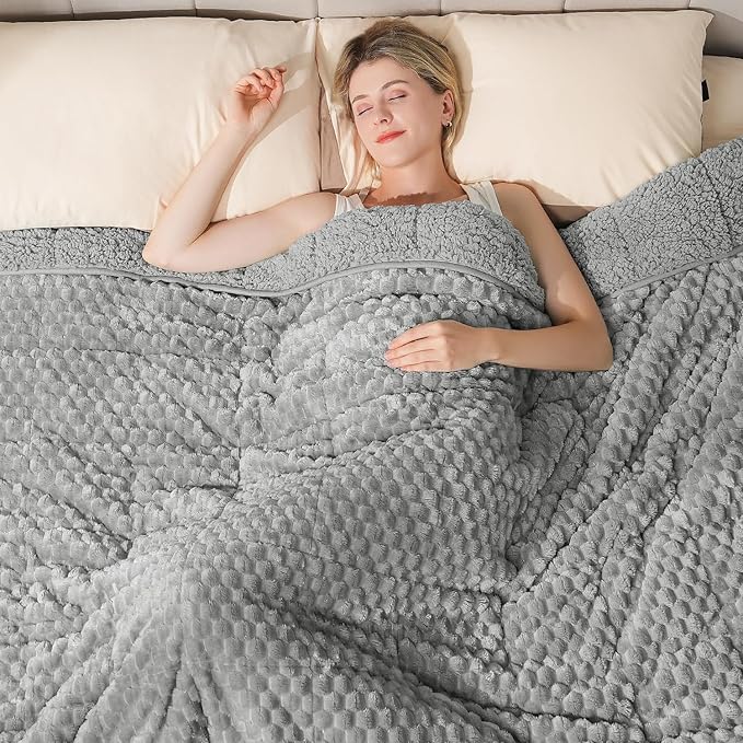 Super Fuzzy Soft Fleece Sherpa Weighted Blanket 15 lbs for Adults, 3D Imitation Turtle Shell Luxury Weighted Throw for Better Sleep, Dual Sided Cozy Heavy Blankets for Couch Bed, Grey, 48" x 72"