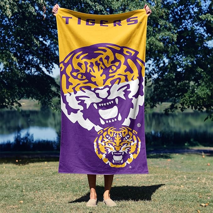Northwest NCAA Unisex-Adult Microfiber Beach Towel