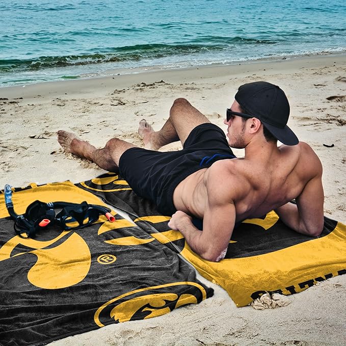Northwest NCAA Unisex-Adult Microfiber Beach Towel