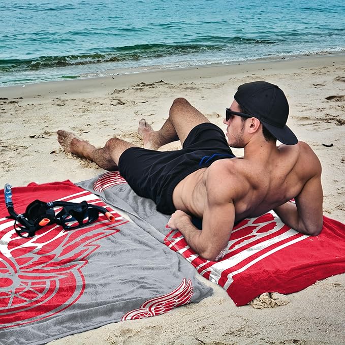 Northwest NHL Unisex-Adult Microfiber Beach Towel