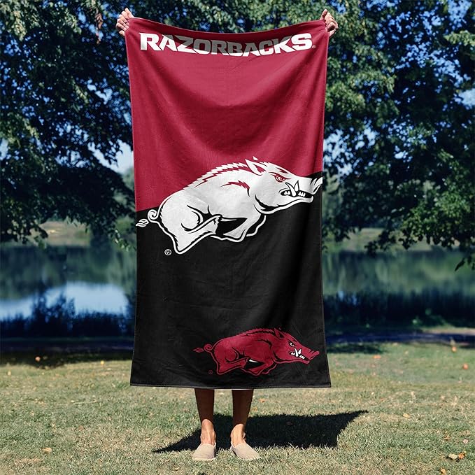 Northwest NCAA Unisex-Adult Microfiber Beach Towel