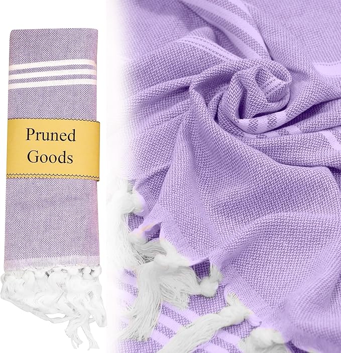 Turkish Beach Towel with Hidden Zipper Pocket 100% Cotton Oversized 72 x 37 Inches Quick Dry Sand Free Lightweight Compact for Beach, Pool, Travel, Bath, and Yoga (Light Purple)