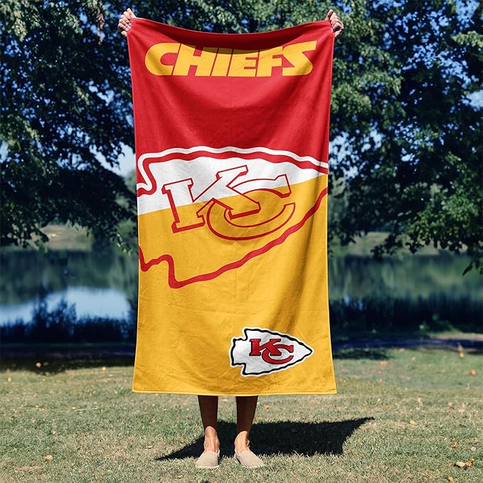 Northwest NFL Oversized Microfiber Beach Towel, 60 x 70 Inches – Quick Dry, Sand Resistant, Lightweight, Highly Absorbent, Shibori Design