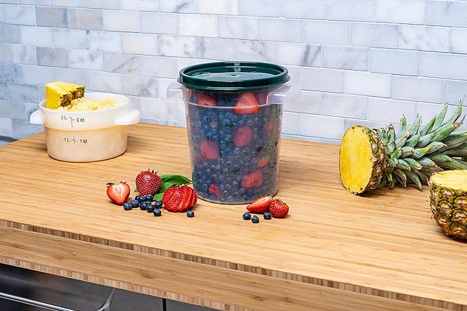Carlisle FoodService Products Storplus Round Food Storage Container with Stackable Design for Catering, Buffets, Restaurants, Polypropylene (Pp), 4 Quart, Clear