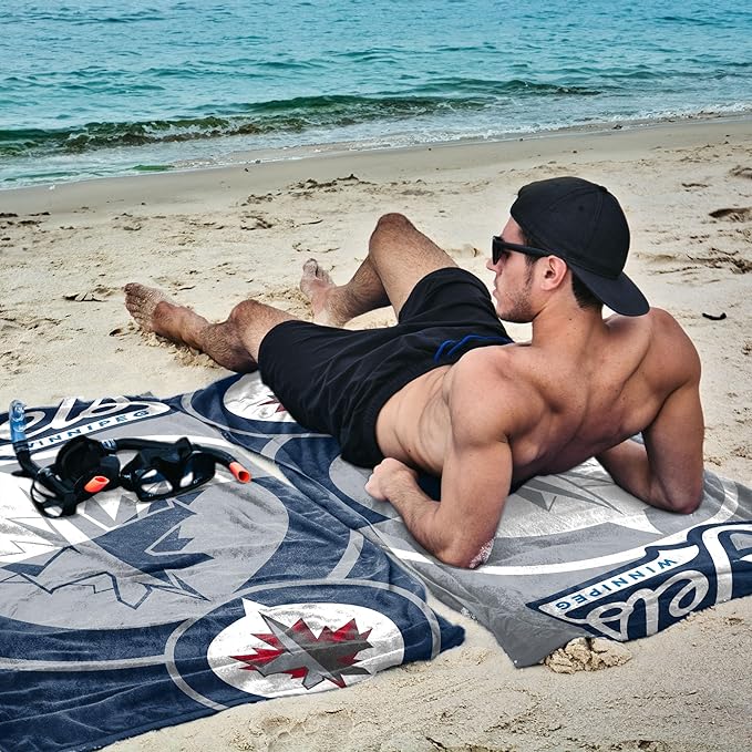 Northwest NHL Unisex-Adult Microfiber Beach Towel