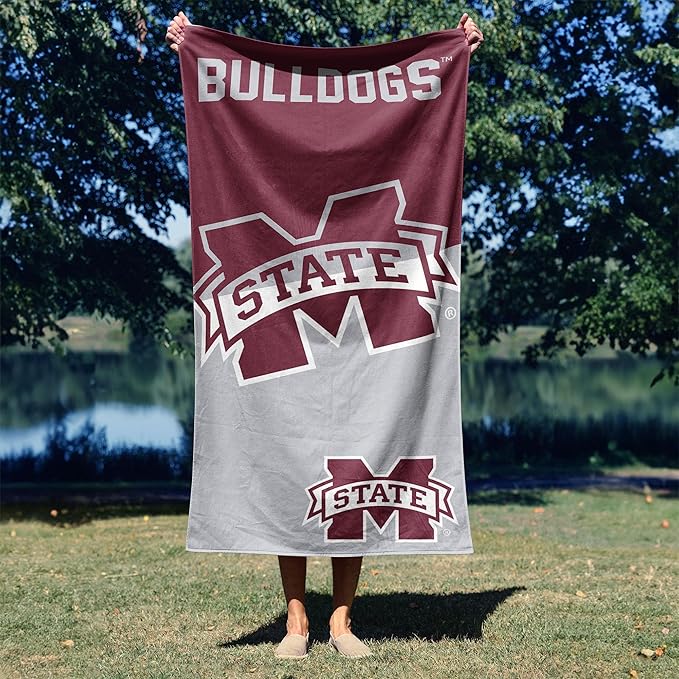 Northwest NCAA Unisex-Adult Microfiber Beach Towel