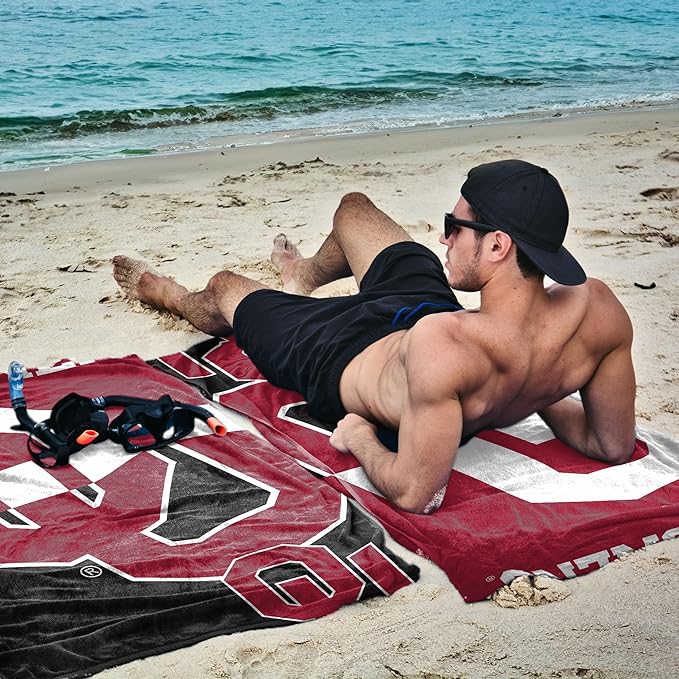 Northwest NCAA Unisex-Adult Microfiber Beach Towel
