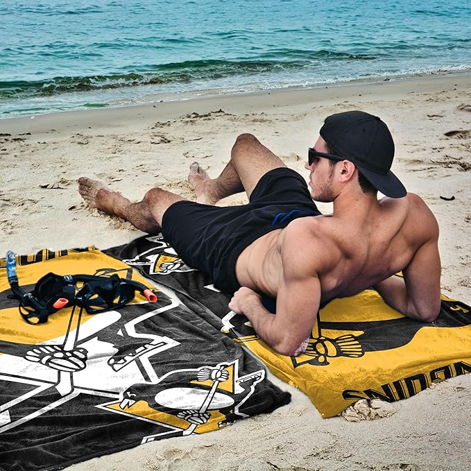 Northwest NHL Unisex-Adult Microfiber Beach Towel
