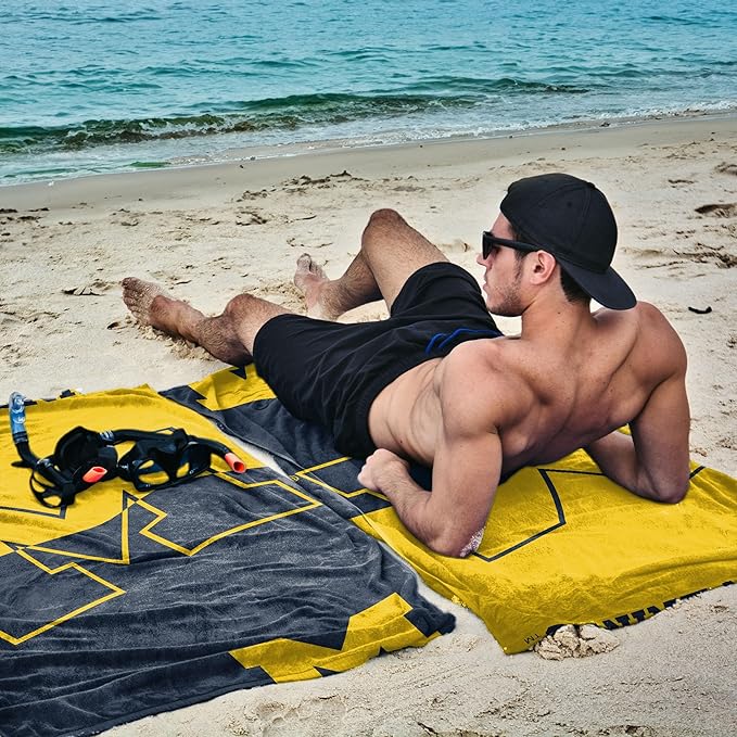 Northwest NCAA Unisex-Adult Microfiber Beach Towel