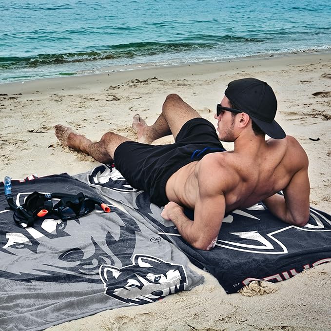 Northwest NCAA Unisex-Adult Microfiber Beach Towel