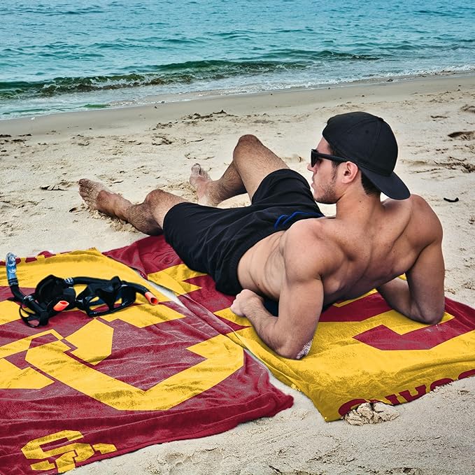 Northwest NCAA Unisex-Adult Microfiber Beach Towel