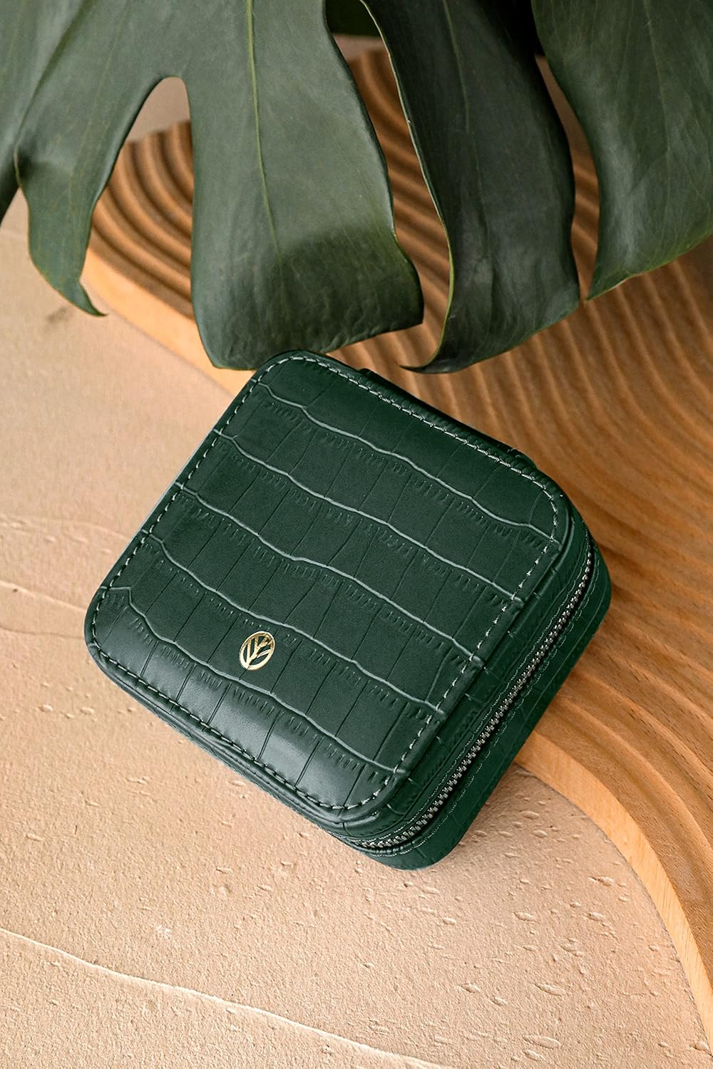 S.Leaf Mini Travel Jewelry Case - Portable Organizer Box for Women - Crocodile Emerald Pattern