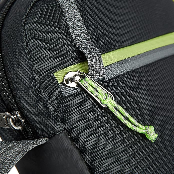 Travelon Anti-Theft Greenlander Small Crossbody